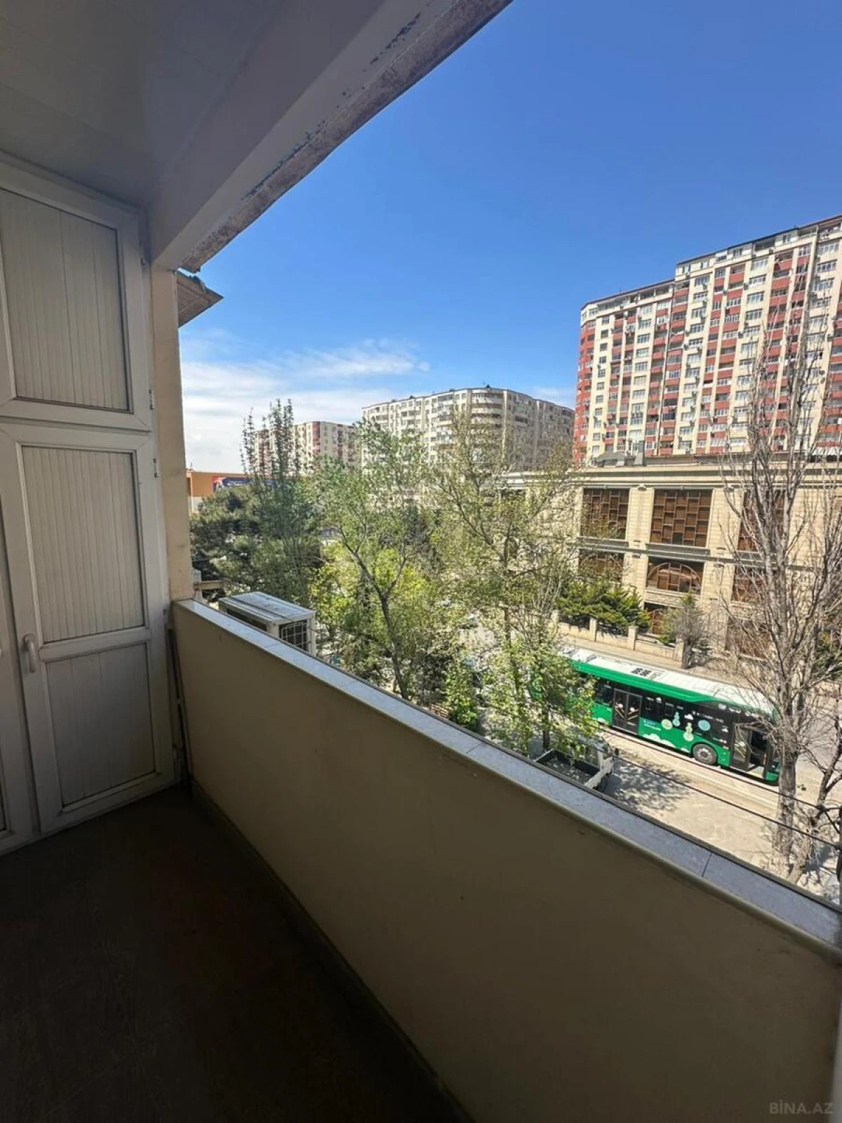 Satılır 3 otaqlı mənzil 80 m²