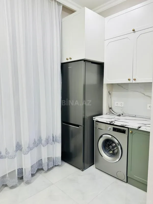 Kirayə verilir 2 otaqlı mənzil 70 m²