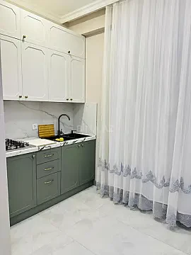 Kirayə verilir 2 otaqlı mənzil 70 m²