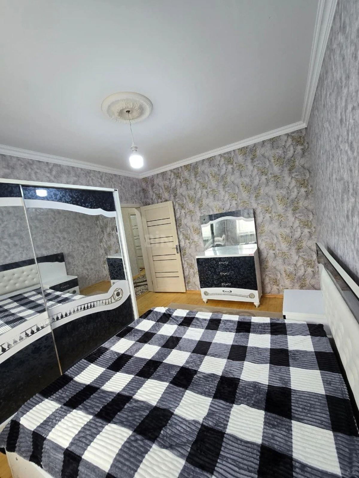 Satılır 4 otaqlı həyət evi 92 m²