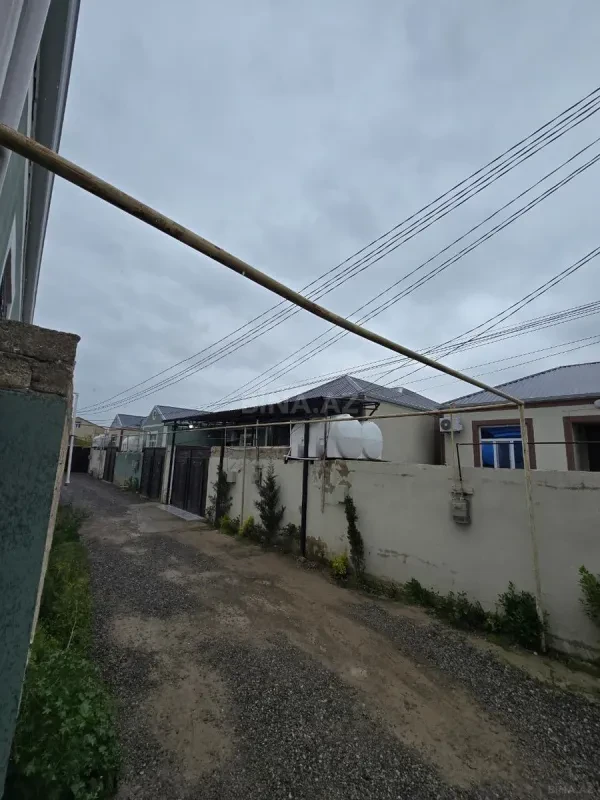 Satılır 4 otaqlı həyət evi 92 m²