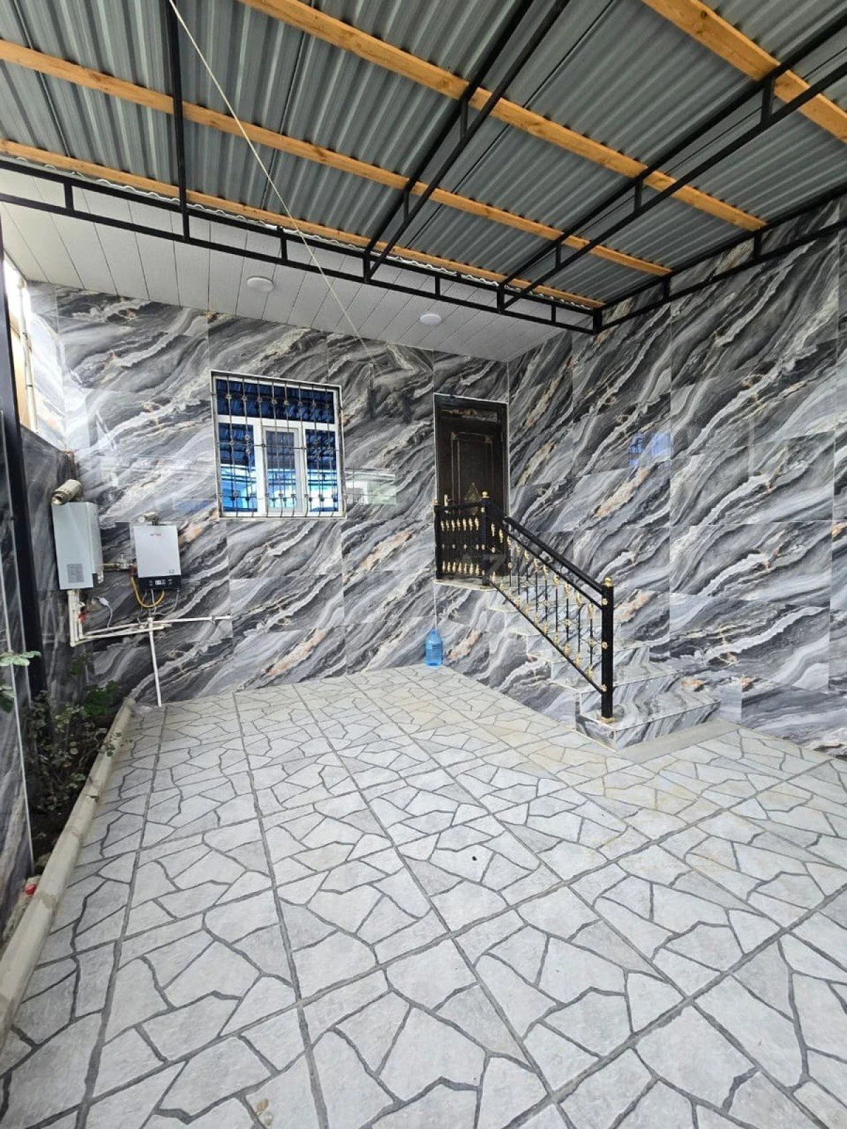Satılır 4 otaqlı həyət evi 92 m²