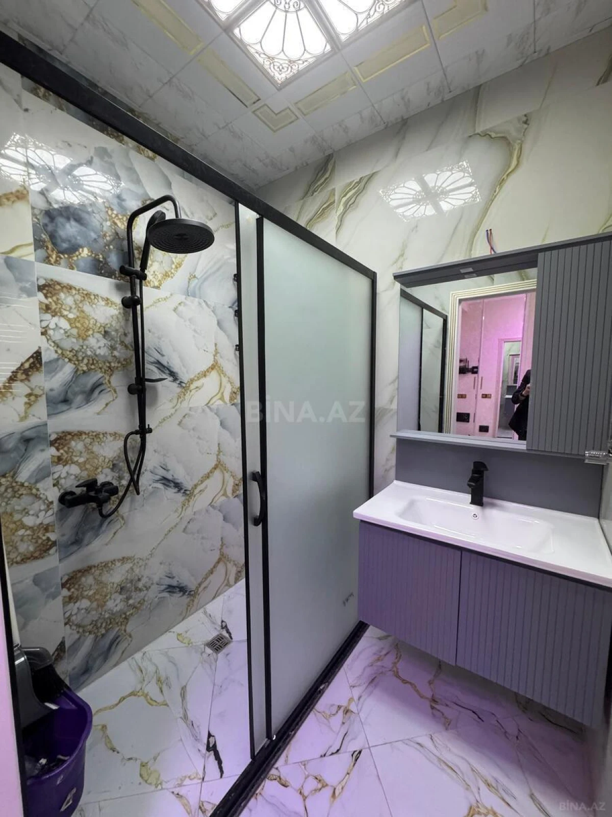 Kirayə verilir 2 otaqlı mənzil 73 m²