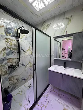 Kirayə verilir 2 otaqlı mənzil 73 m²