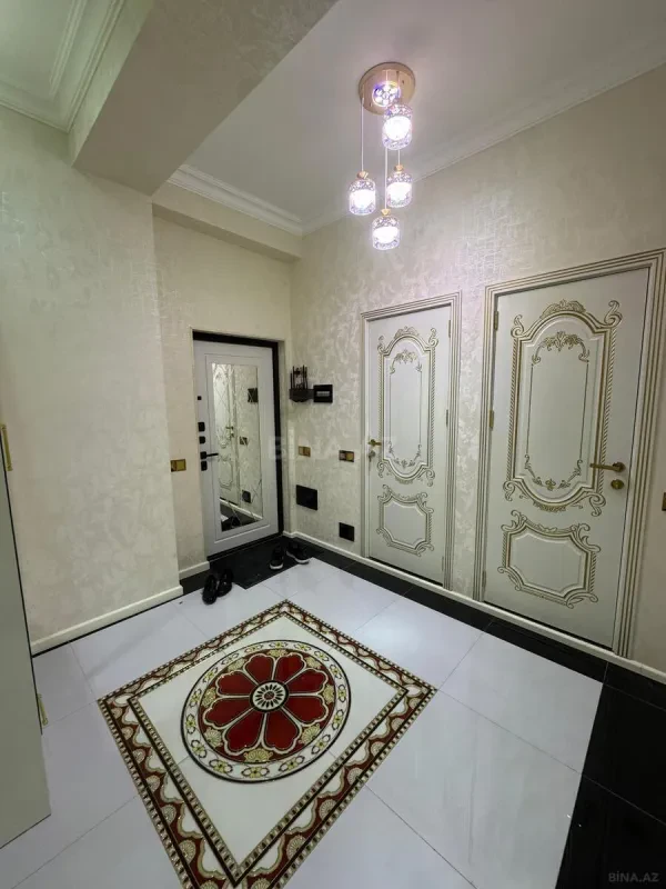 Kirayə verilir 2 otaqlı mənzil 73 m²