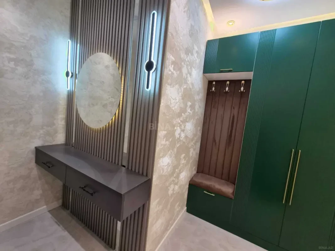 Satılır 3 otaqlı mənzil 110 m²