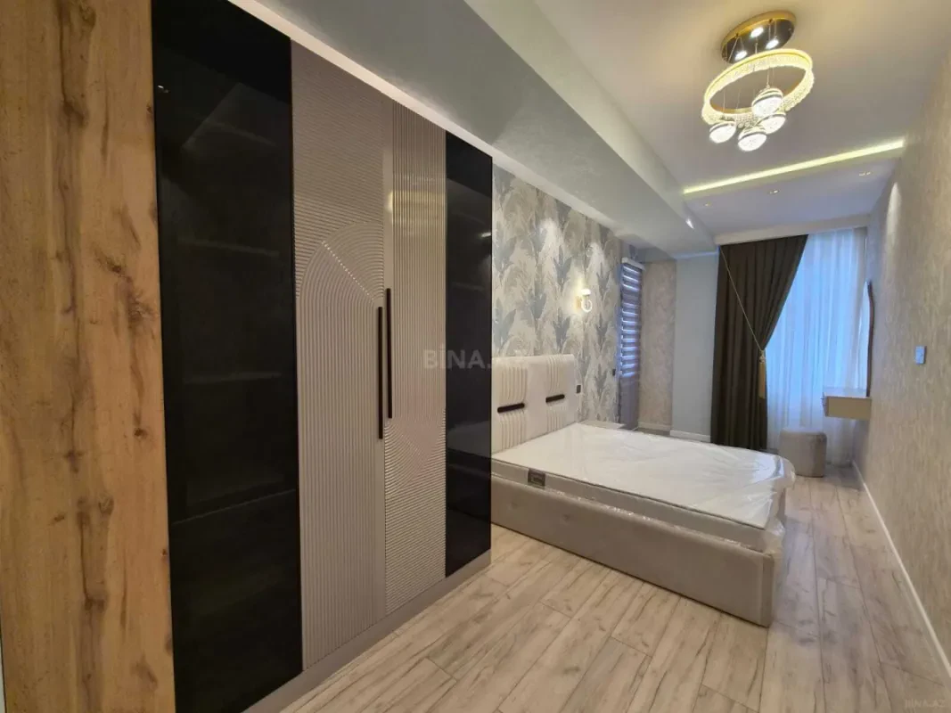 Satılır 3 otaqlı mənzil 110 m²