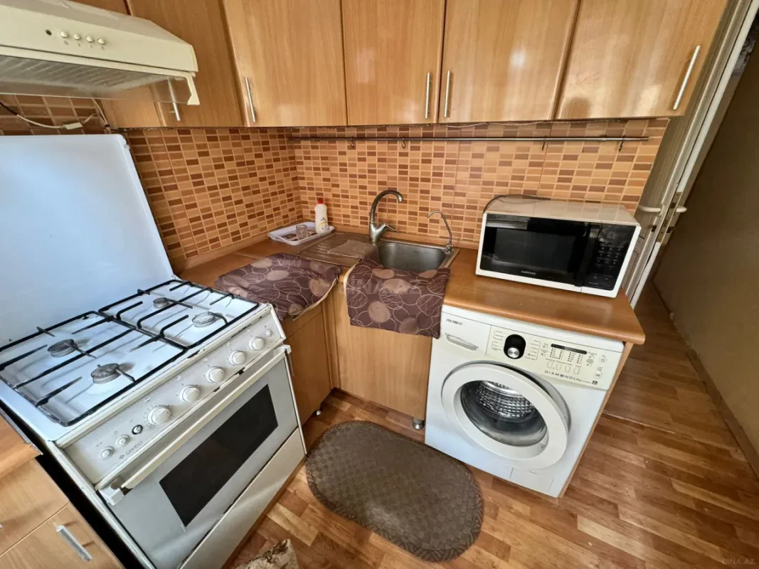 Satılır 3 otaqlı mənzil 75 m²