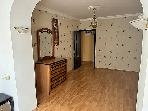 Satılır 3 otaqlı mənzil 75 m²