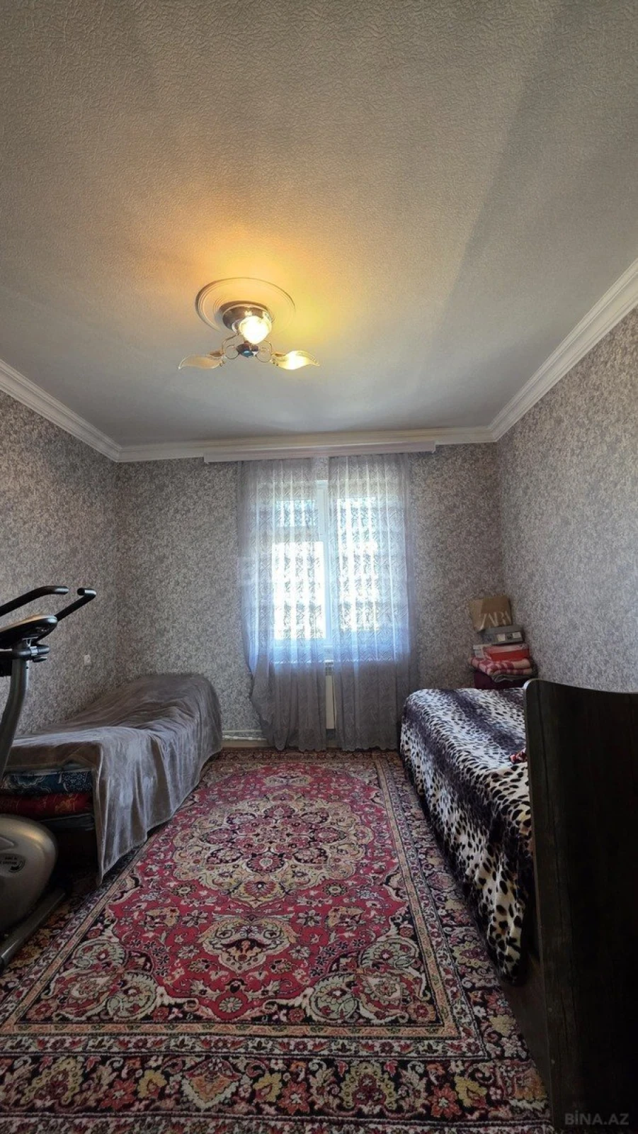 Satılır 2 otaqlı mənzil 65 m²