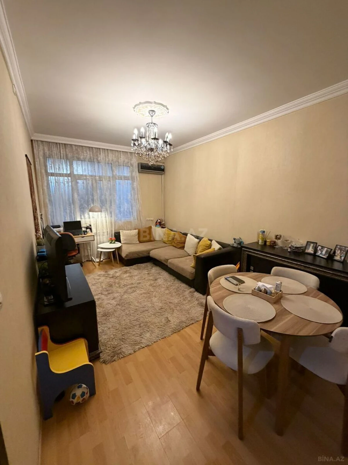 Satılır 2 otaqlı mənzil 60 m²