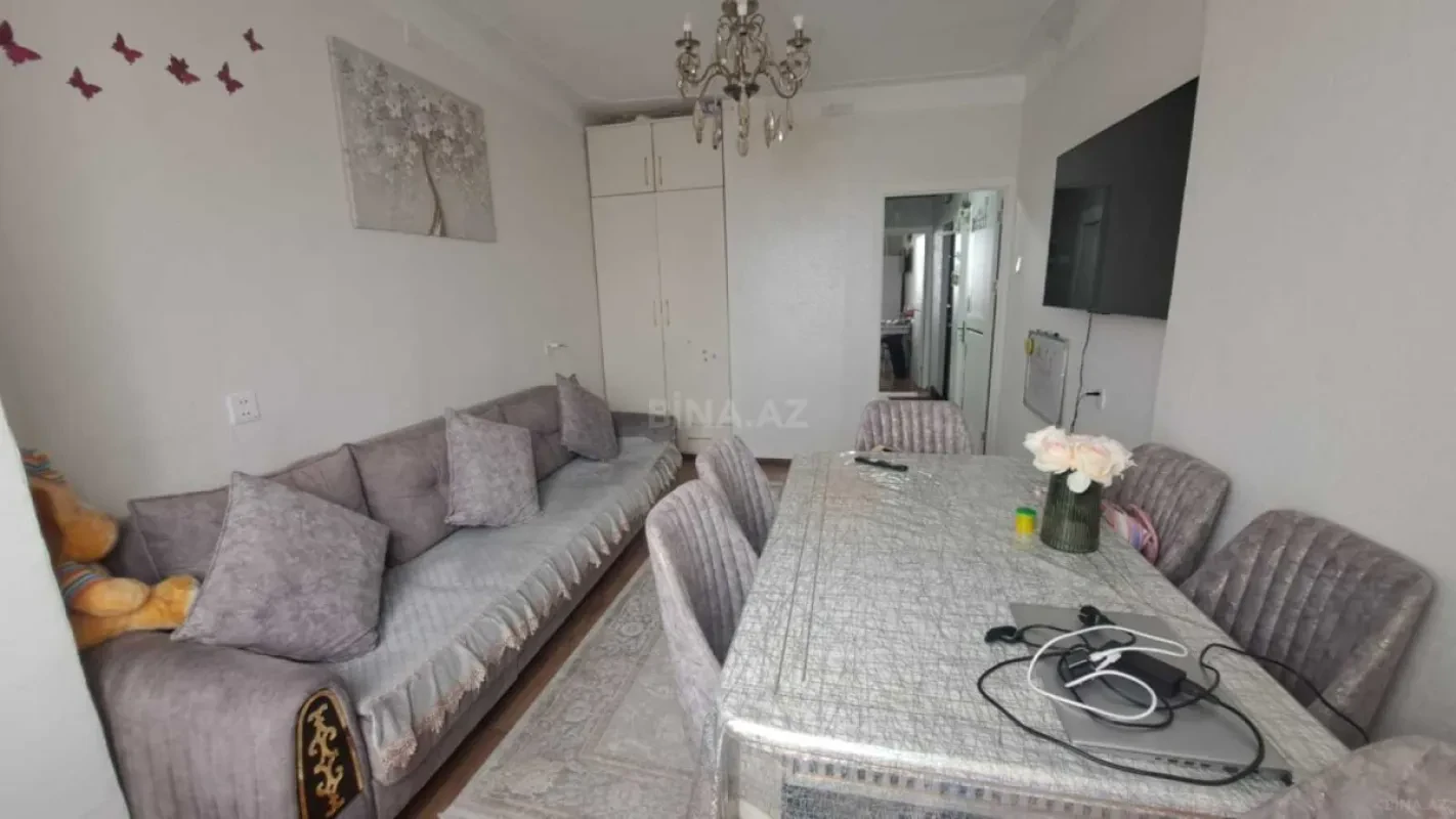 Satılır 2 otaqlı mənzil 60 m²
