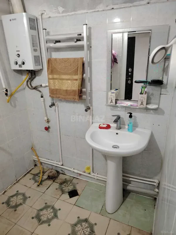 Satılır 2 otaqlı mənzil 60 m²
