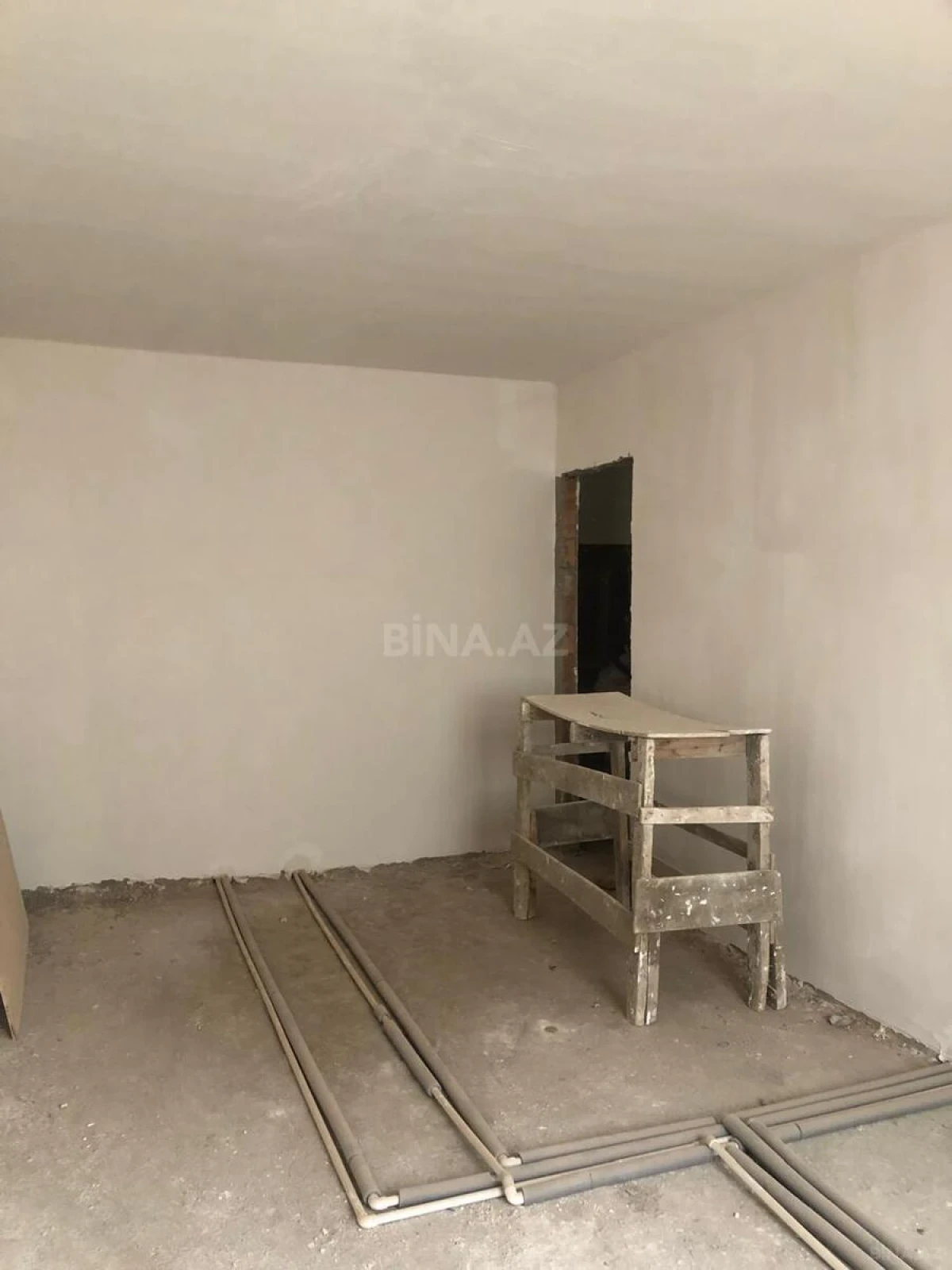 Satılır 2 otaqlı mənzil 74 m²