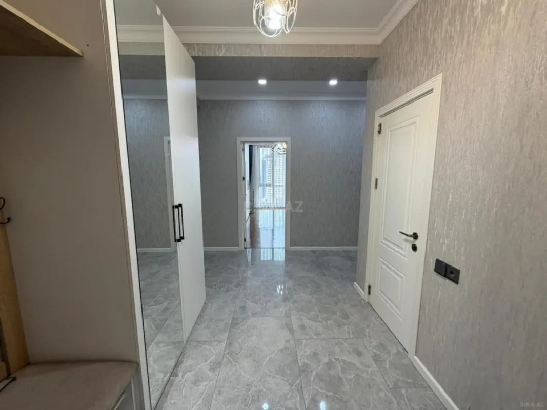 Kirayə verilir 2 otaqlı mənzil 75 m²