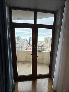 Kirayə verilir 2 otaqlı mənzil 75 m²