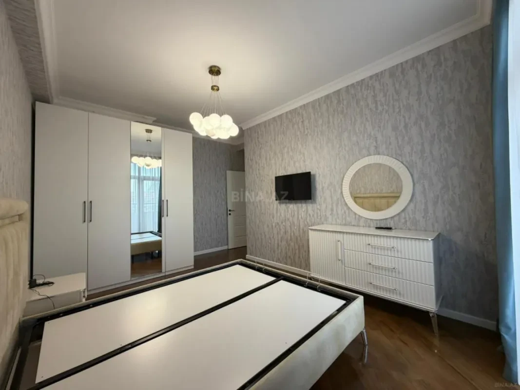 Kirayə verilir 2 otaqlı mənzil 75 m²