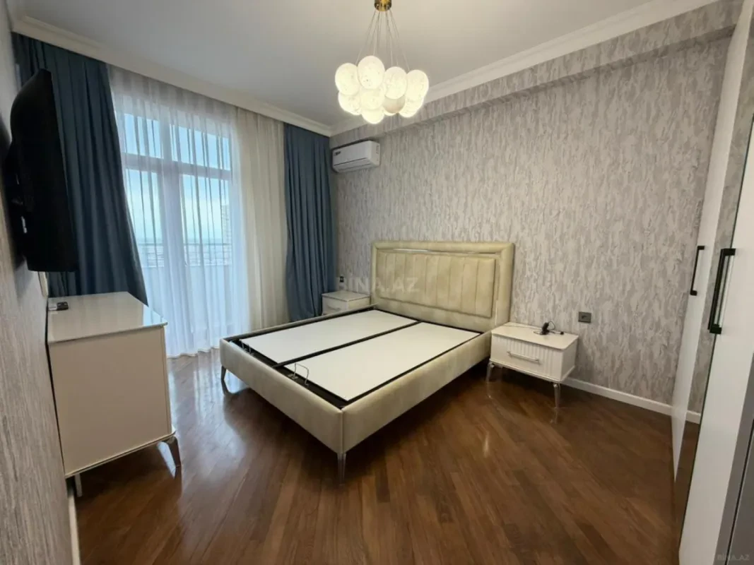 Kirayə verilir 2 otaqlı mənzil 75 m²