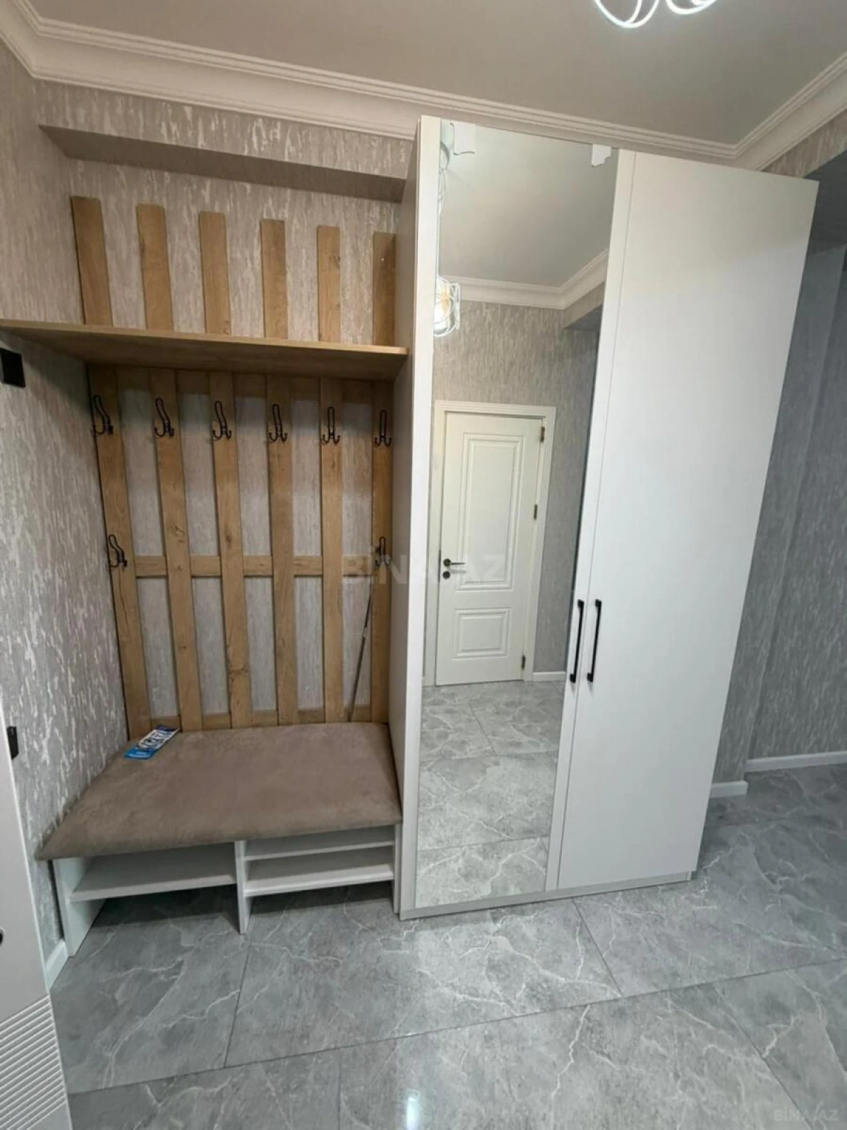 Kirayə verilir 2 otaqlı mənzil 75 m²