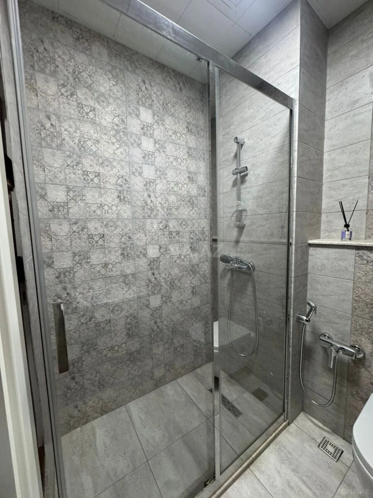 Satılır 2 otaqlı mənzil 50 m²