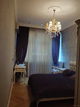 Kirayə verilir 5 otaqlı mənzil 230 m²