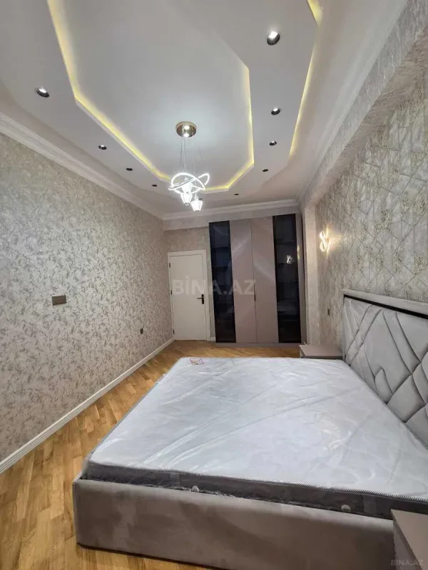 Satılır 2 otaqlı mənzil 90 m²