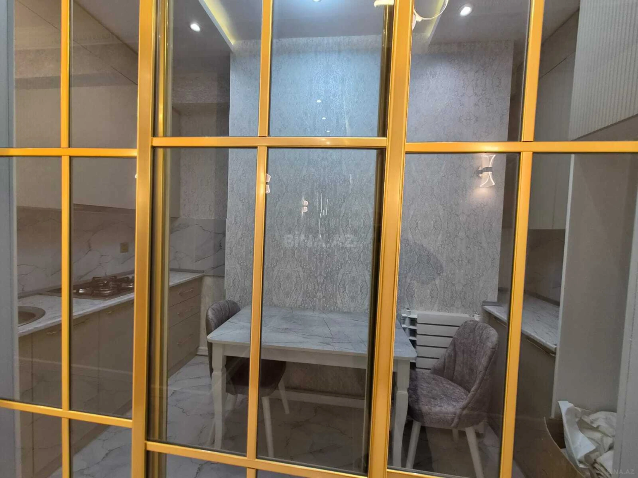 Satılır 2 otaqlı mənzil 90 m²
