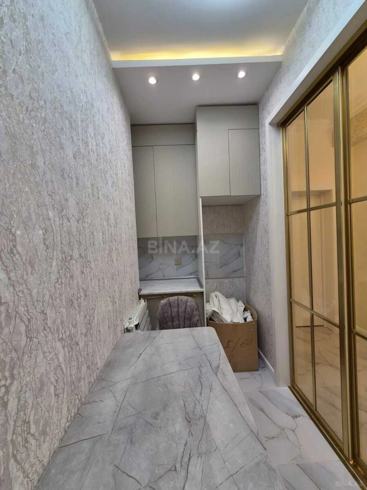 Satılır 2 otaqlı mənzil 90 m²