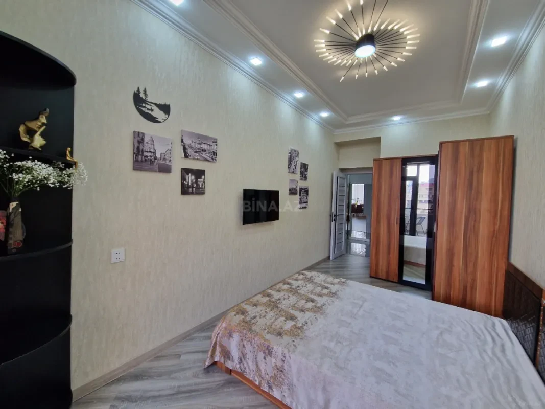 Kirayə verilir 2 otaqlı mənzil 70 m²