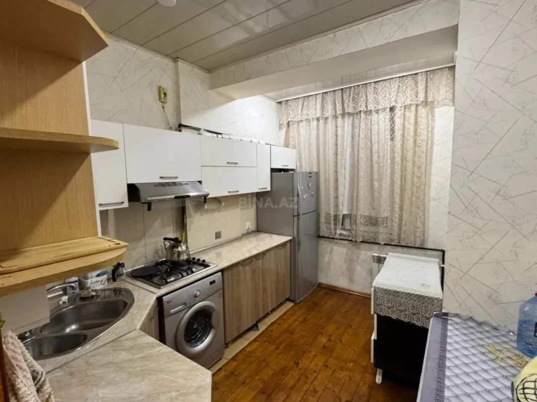 Kirayə verilir 2 otaqlı mənzil 75 m²
