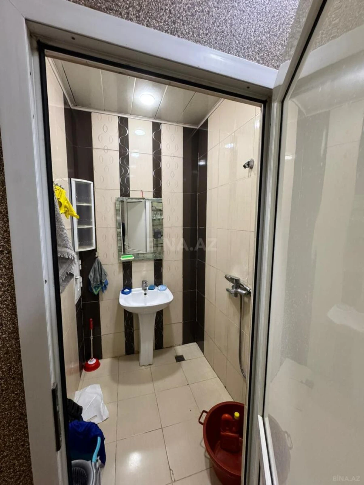 Kirayə verilir 2 otaqlı mənzil 75 m²