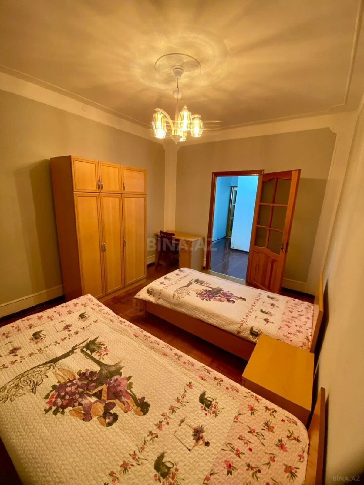 Kirayə verilir 4 otaqlı mənzil 100 m²