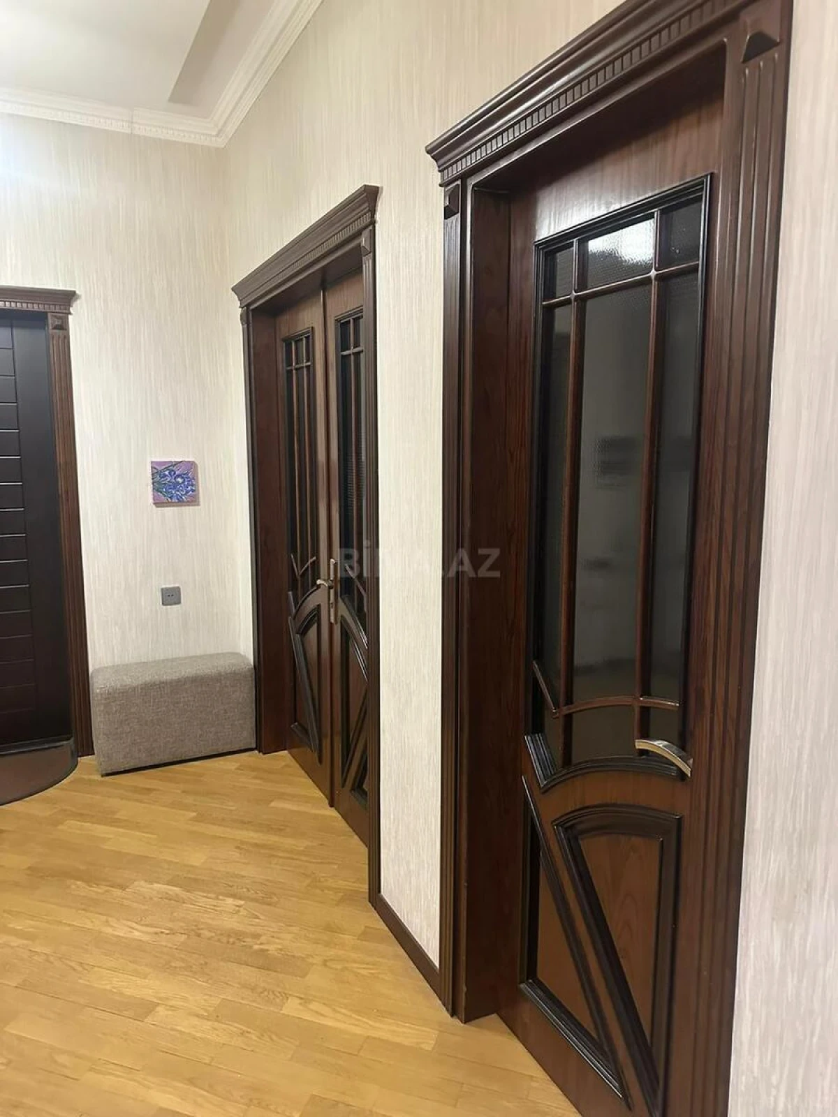 Satılır 2 otaqlı mənzil 117 m²