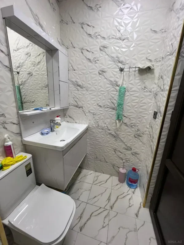 Kirayə verilir 2 otaqlı mənzil 50 m²