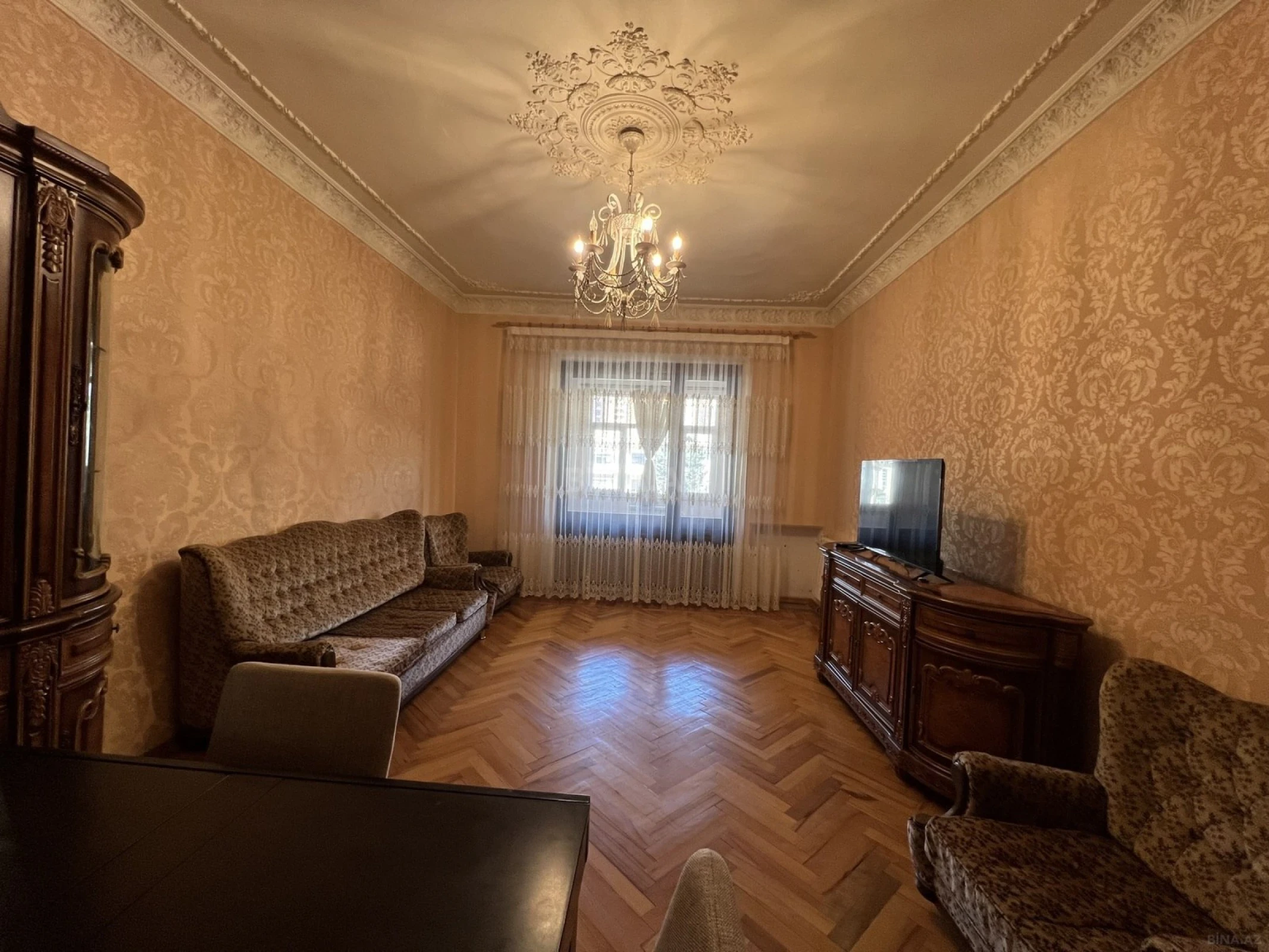 Satılır 3 otaqlı mənzil 110 m²