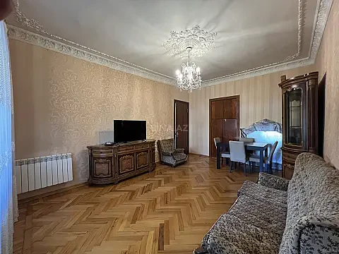 Satılır 3 otaqlı mənzil 110 m²
