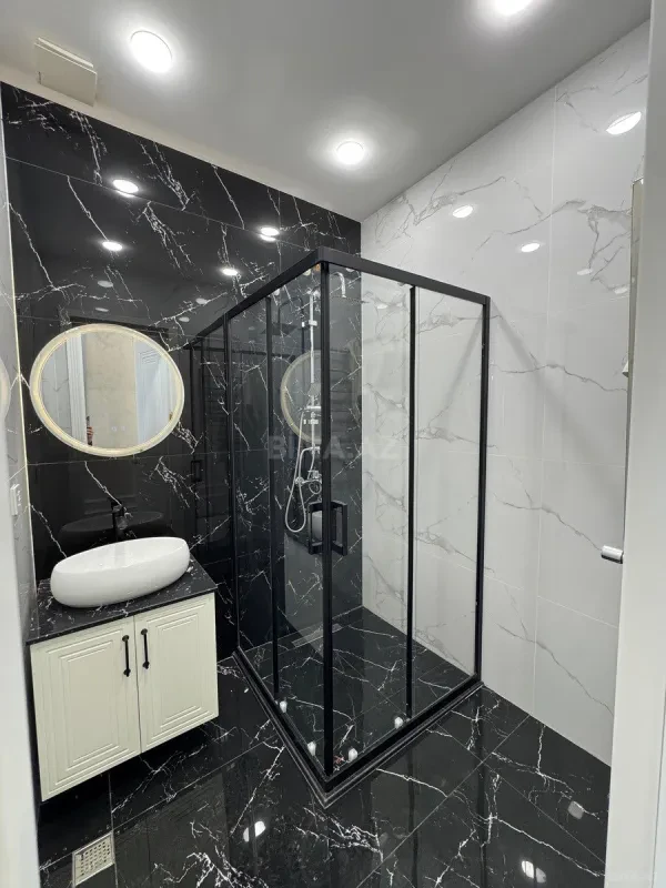 Satılır 3 otaqlı mənzil 104 m²