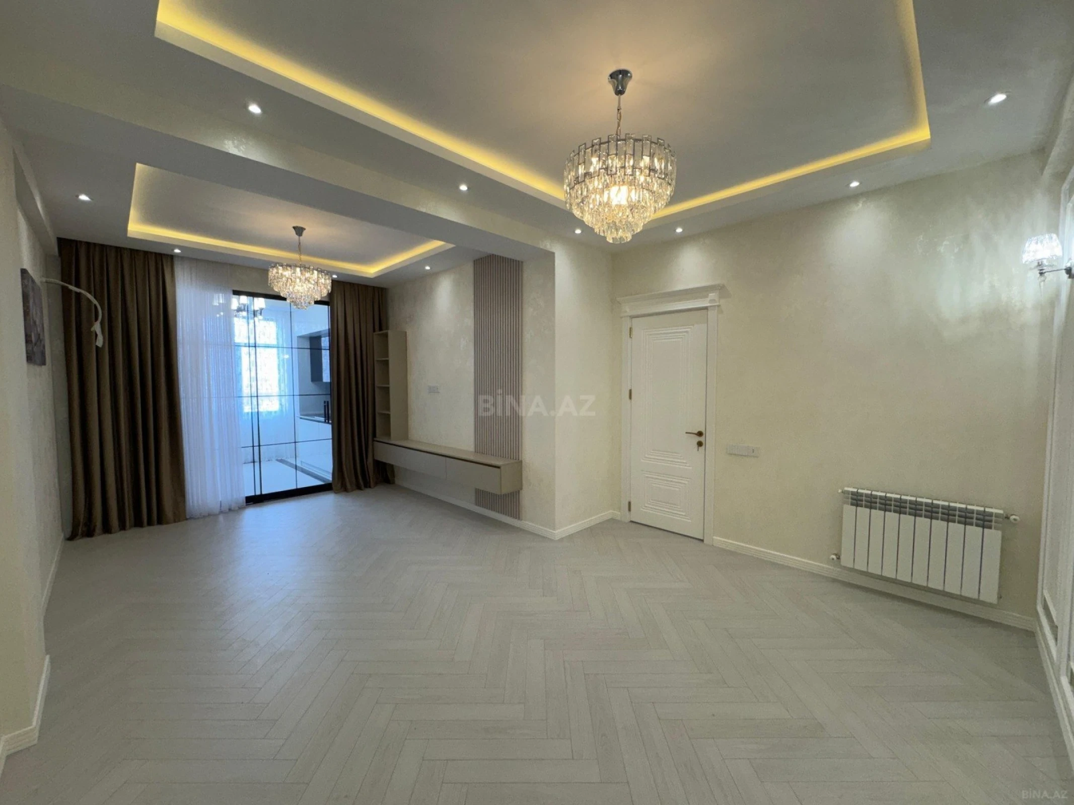 Satılır 3 otaqlı mənzil 104 m²