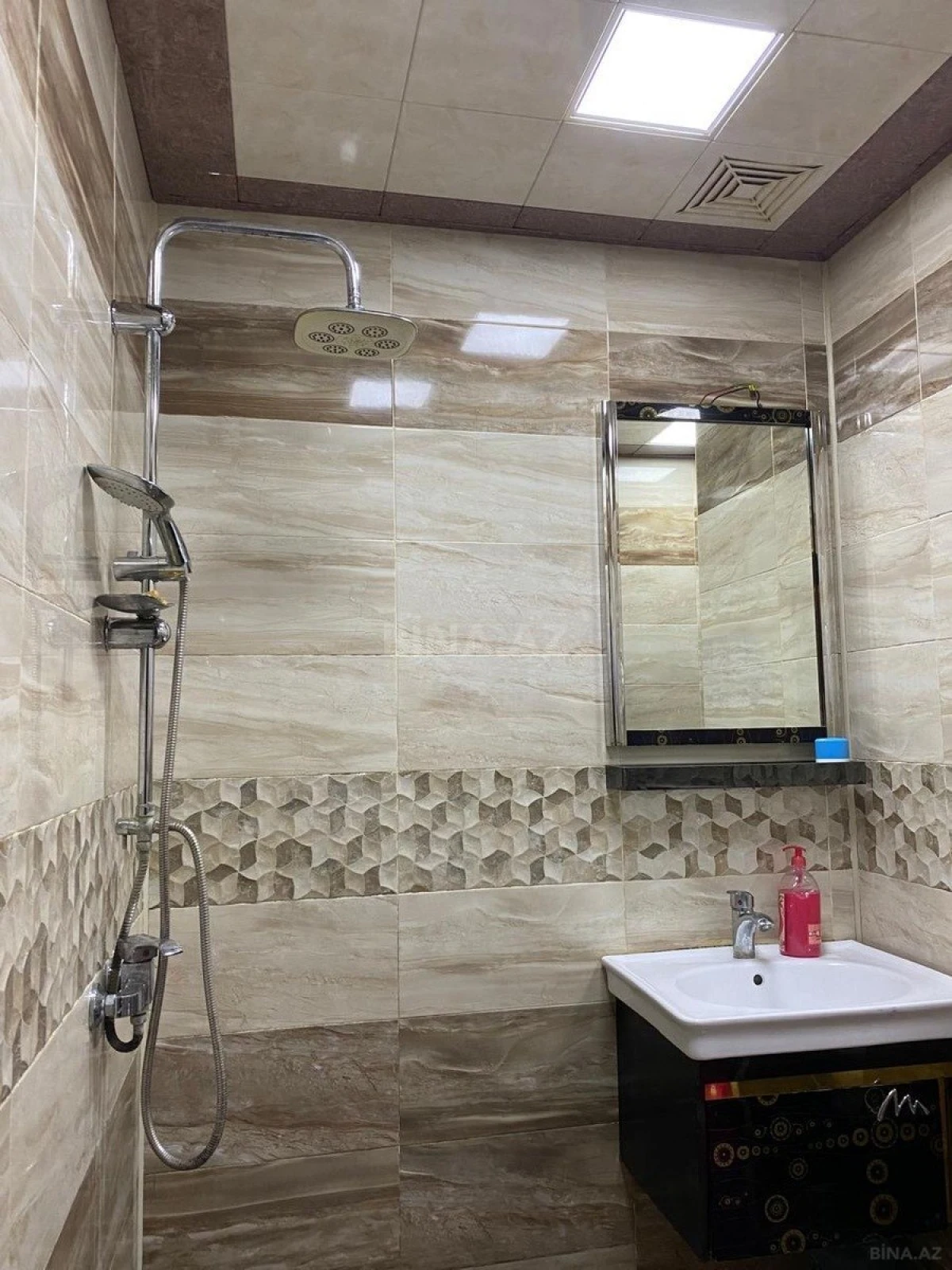 Satılır 2 otaqlı mənzil 45 m²