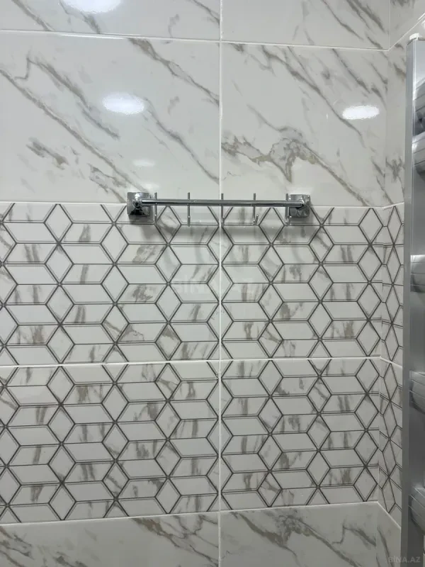 Kirayə verilir 2 otaqlı mənzil 110 m²