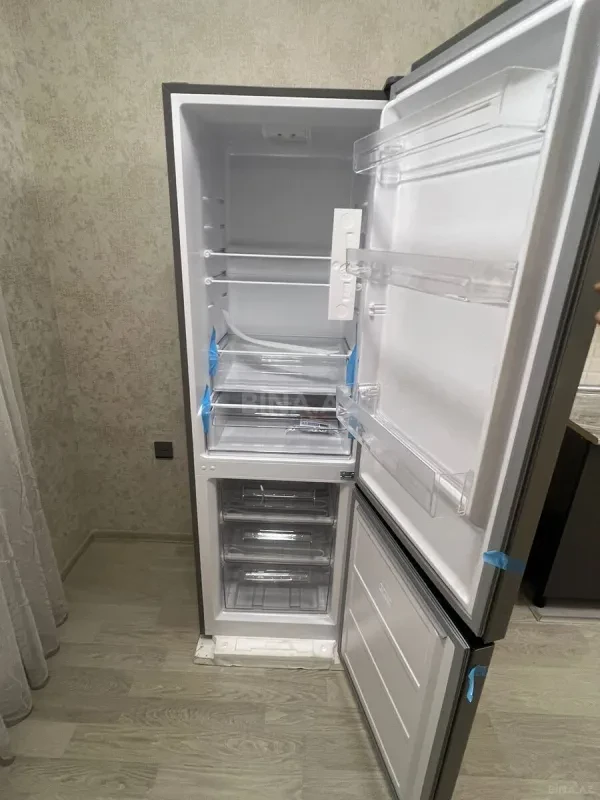 Kirayə verilir 2 otaqlı mənzil 110 m²