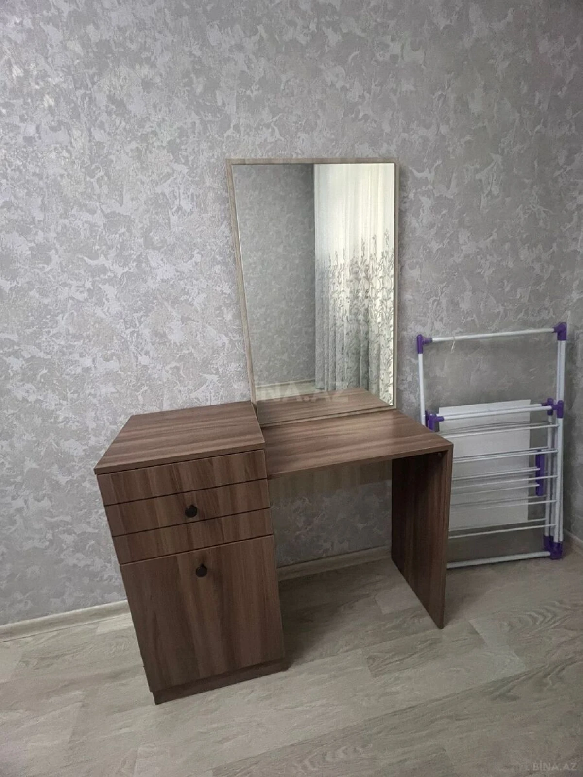 Kirayə verilir 2 otaqlı mənzil 110 m²
