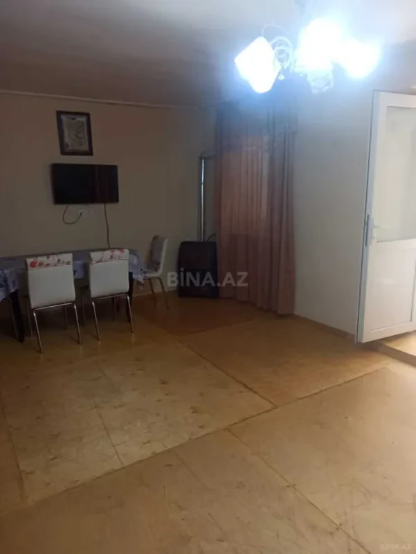 Kirayə verilir 2 otaqlı həyət evi 79 m²
