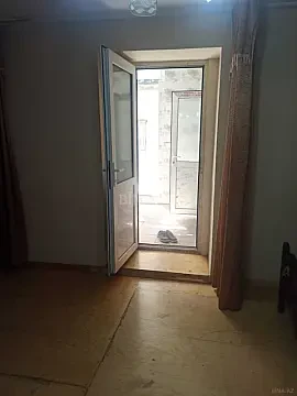 Kirayə verilir 2 otaqlı həyət evi 79 m²