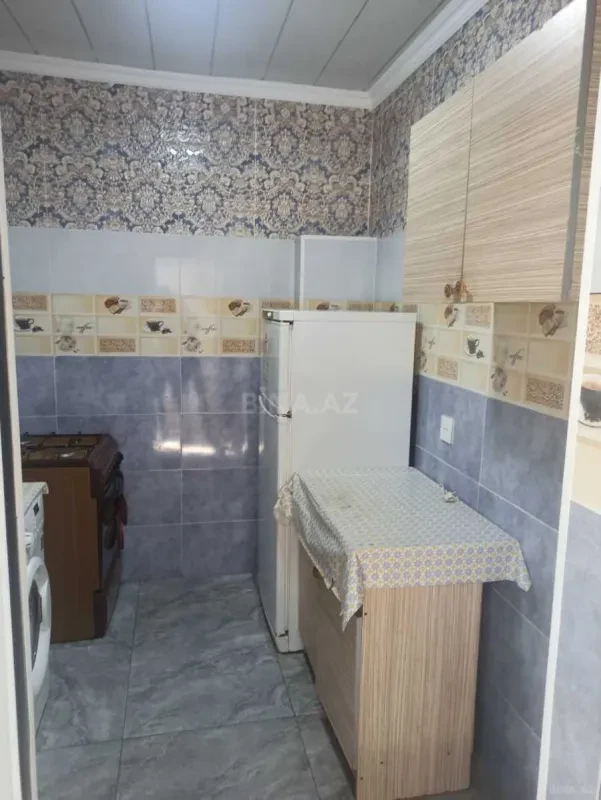 Kirayə verilir 2 otaqlı həyət evi 79 m²