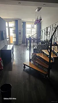 Kirayə verilir 4 otaqlı mənzil 136 m²