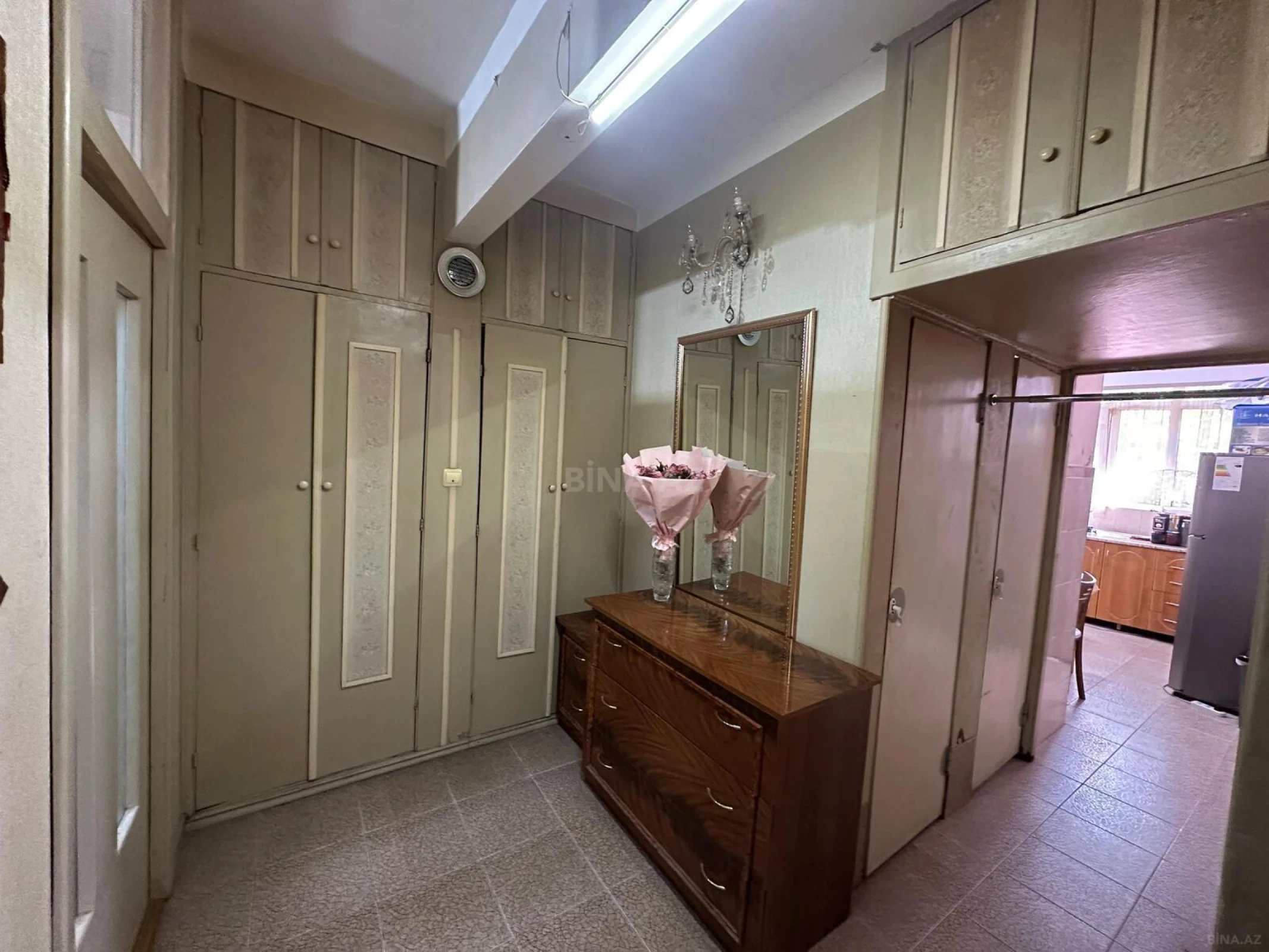 Satılır 2 otaqlı mənzil 60 m²