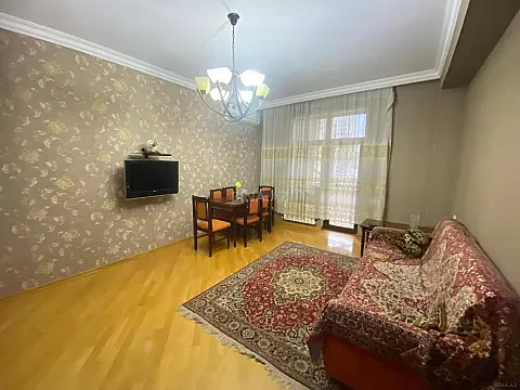 Satılır 2 otaqlı mənzil 80 m² — Bakı, Həzi Aslanov qəs. 2 otaq 80.00 m²