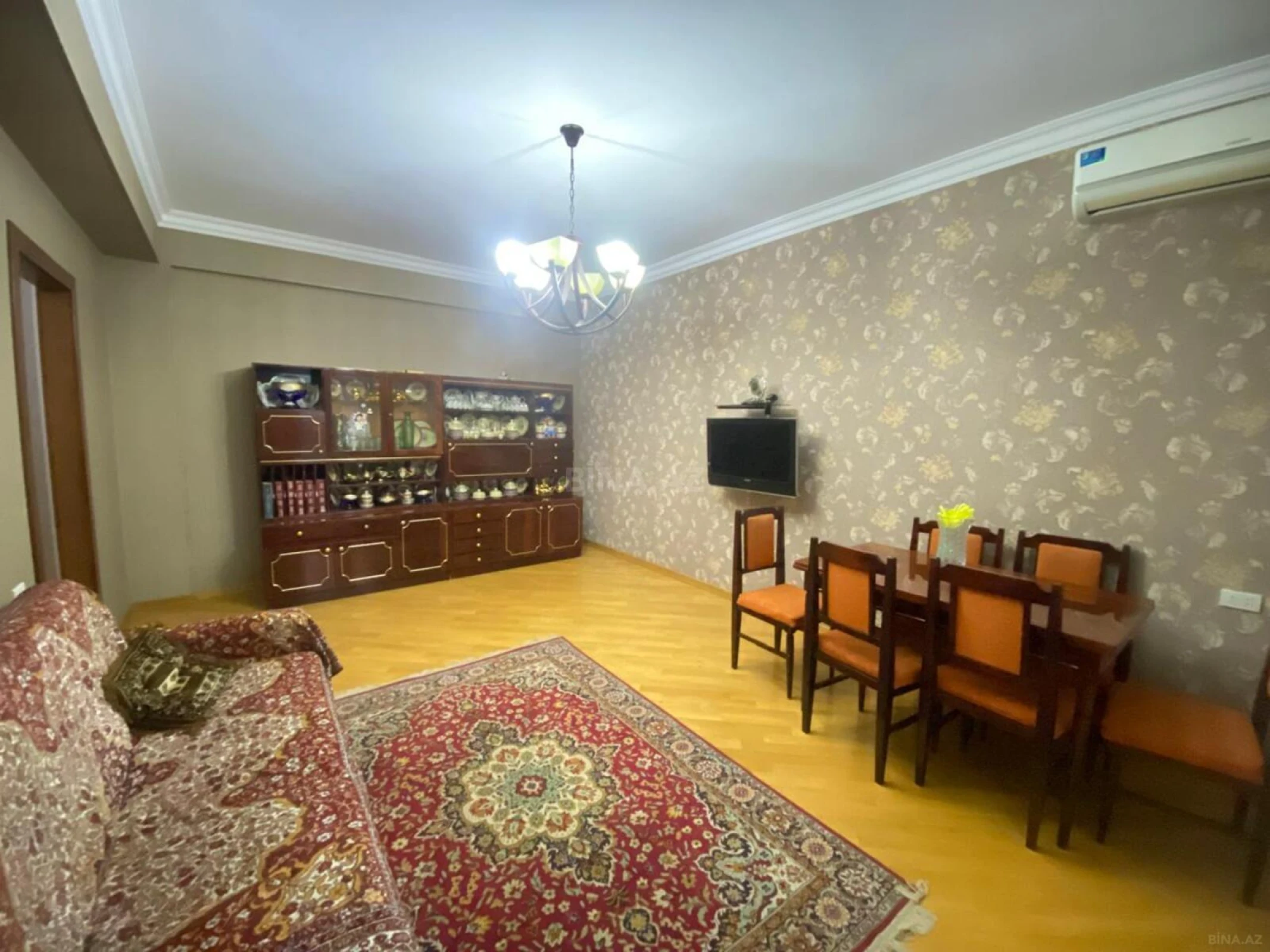 Satılır 2 otaqlı mənzil 80 m²