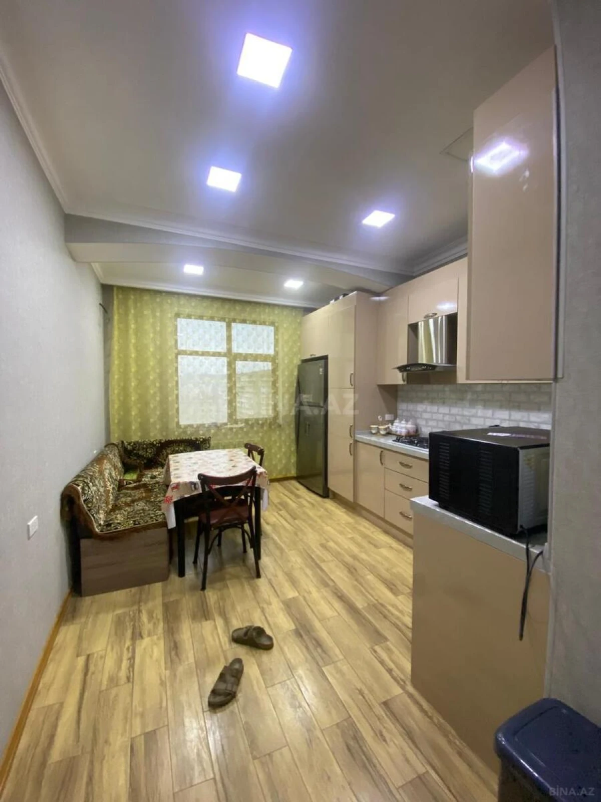Satılır 2 otaqlı mənzil 80 m²
